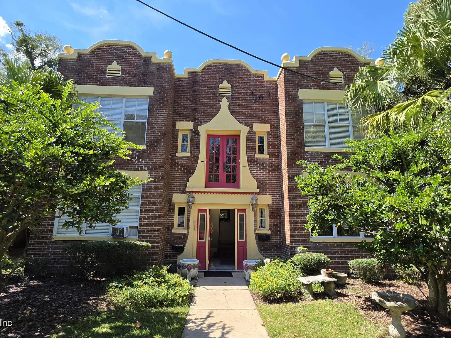 2 bed, 1.0 bath, 1000 sqft, $1,100 — Photo 2