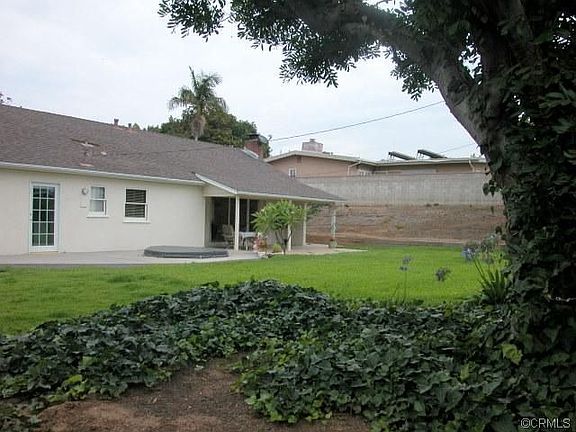 4th image of 10034 Valley Home Ave