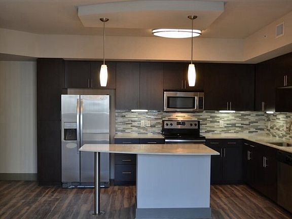 2nd image of 508 NE 5th Ave
