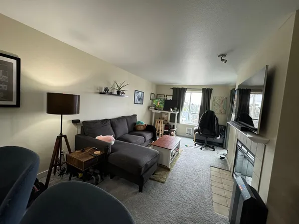 9200 Greenwood Ave N APT 414, Seattle, WA 98103