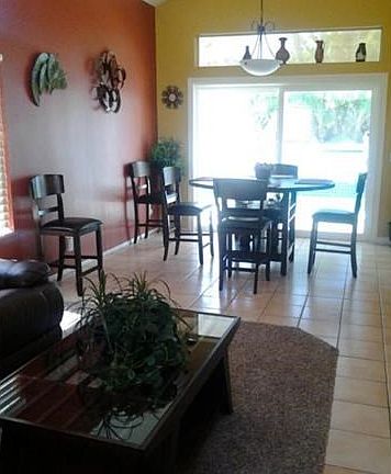 5th image of 380 Berkley Cir