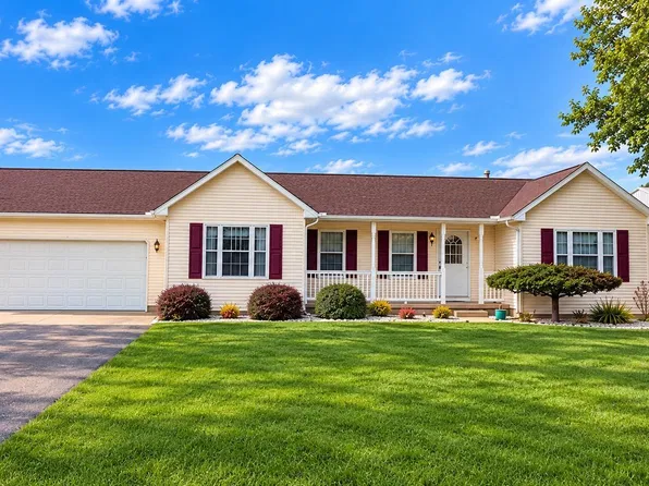 8434 Farrand Rd, Montrose, MI 48457