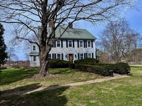 6 Northgate Rd, Ipswich, MA 01938