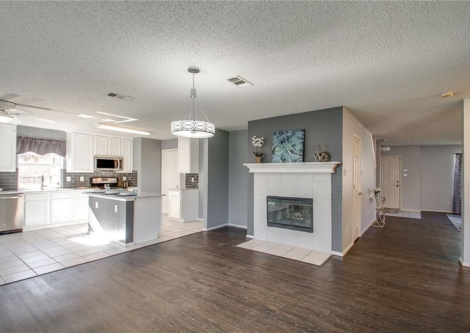 1st image of 3508 Cattlebaron Dr