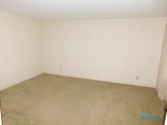5th image of 719 Wedgewood Dr