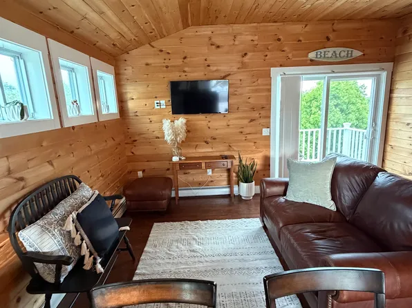 302 Pine Point Rd #2, Scarborough, ME 04074