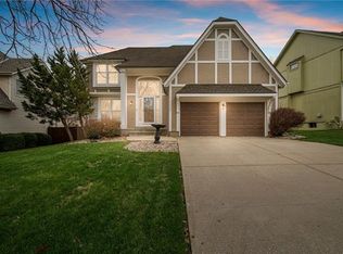 11947 S Rene St, Olathe, KS 66062