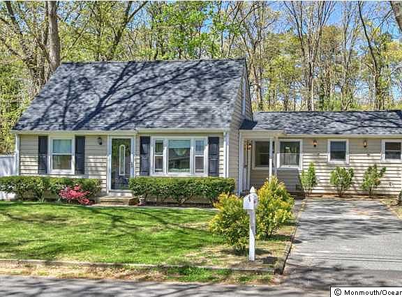2nd image of 439 Shady Ln