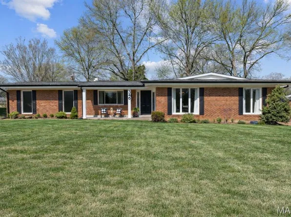 346 Norwood Cir, Ballwin, MO 63011