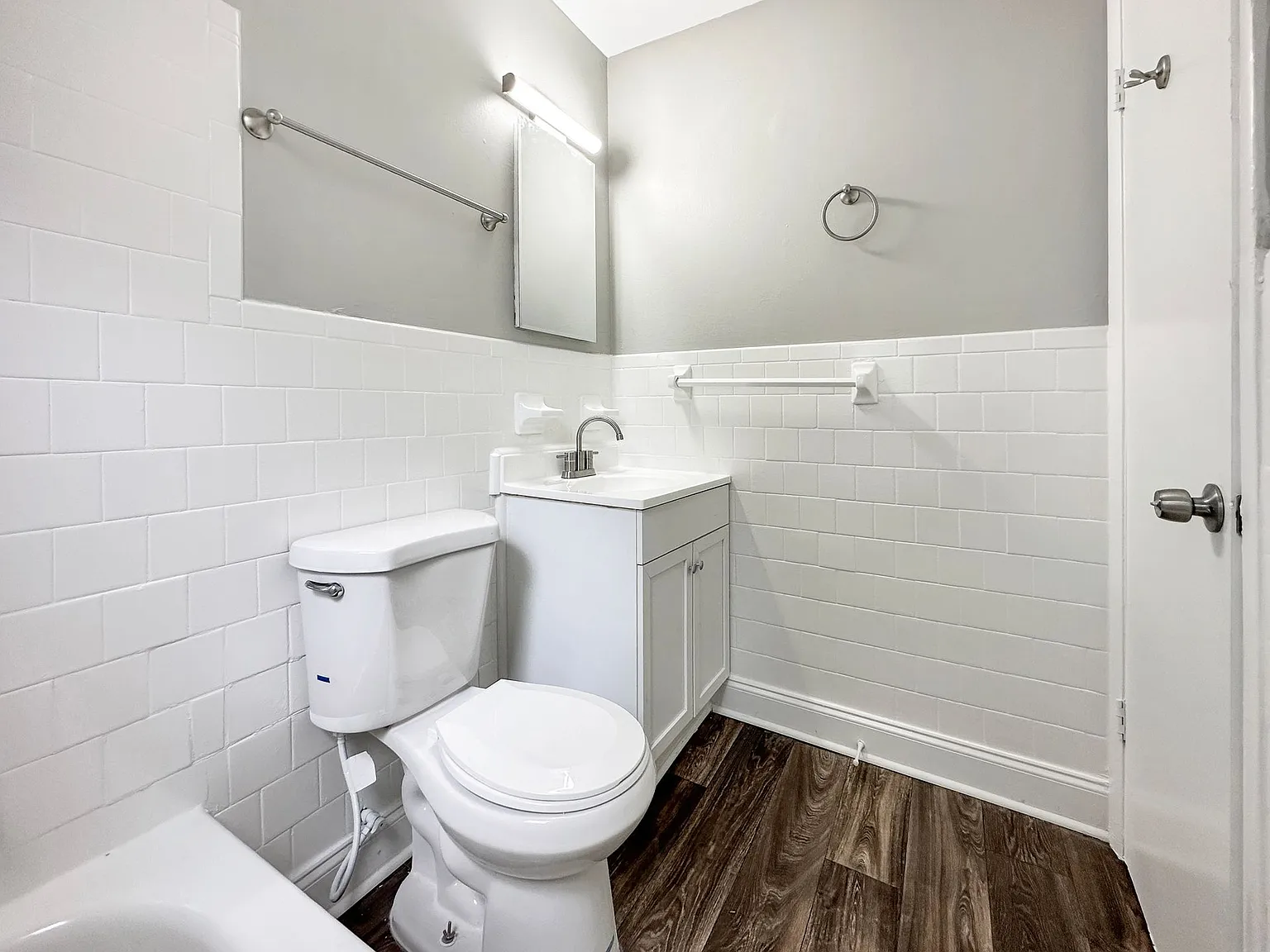 Valley Creek Apartments — Photo 3