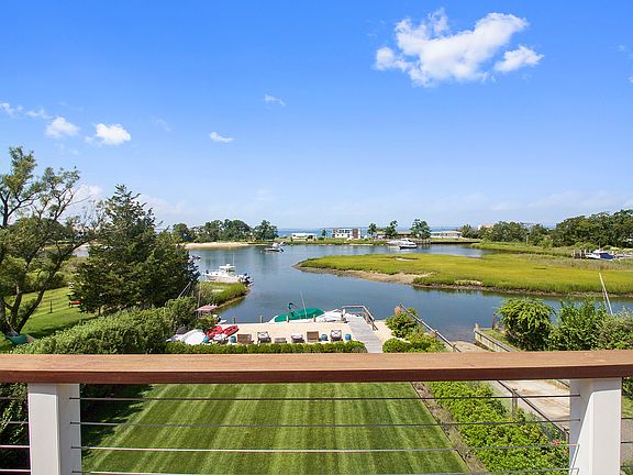 2nd image of 39 Lake Dr