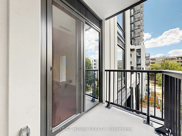 91 Montclair Ave #521 — Photo 37