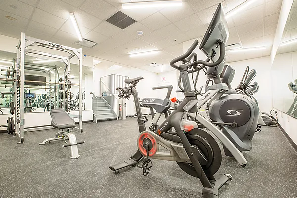 Rented by City Life Realty LLC | media 16