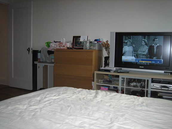 3rd image of 11 Waverly Pl APT 8J