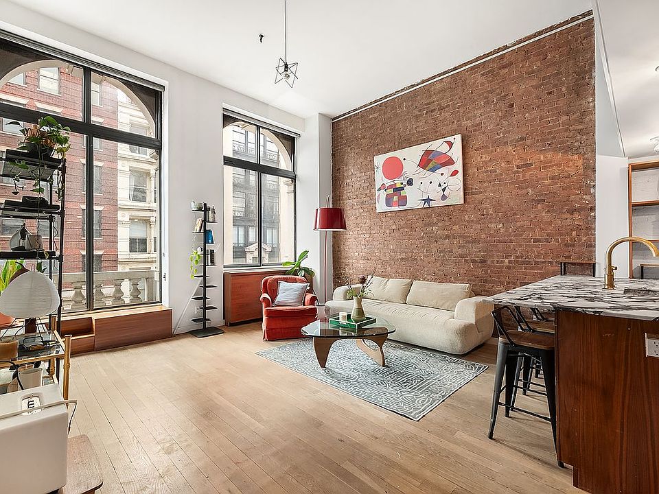 1st image of 77 Bleecker St APT 631