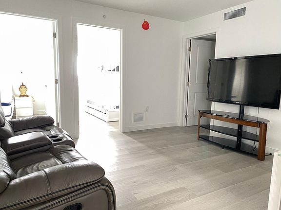 4th image of 5185 W Flager St #204