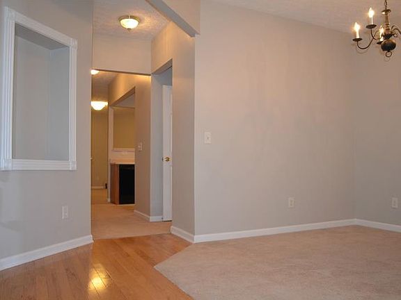 2nd image of 1341 Penhurst Dr