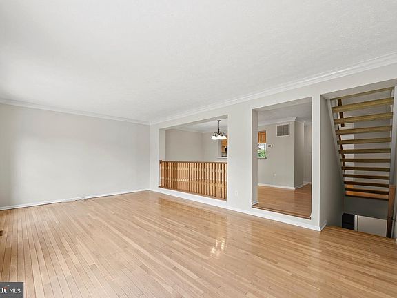 5th image of 2724 Quarry Heights Way