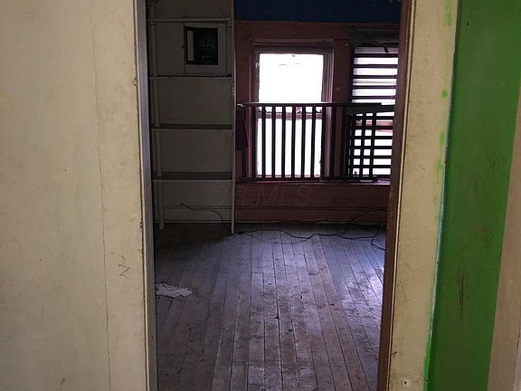 2nd image of 693 Bedford Ave