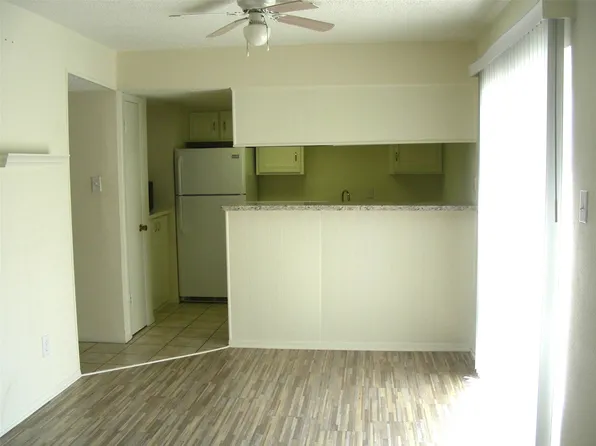 5915 Harvest Hill Rd #2081, Dallas, TX 75230