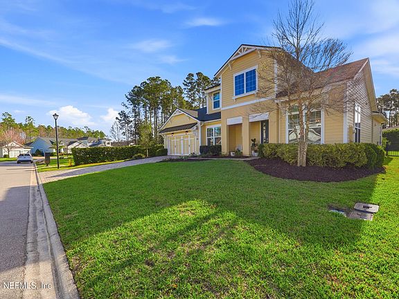 4th image of 463 FRESHWATER Drive