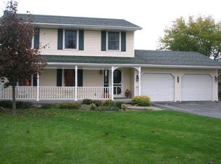 26718 Thompson Rd, Perrysburg, OH 43551