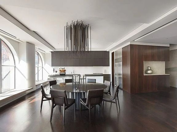 4th image of 408 Greenwich St APT 6