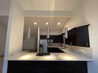 1508 Devonshire Dr — Photo 3