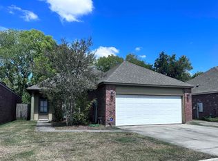 4042 Northshore Ave, Baton Rouge, LA 70820