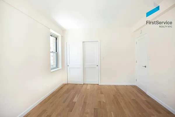 Sold by FirstService Realty (legacy) | media 10