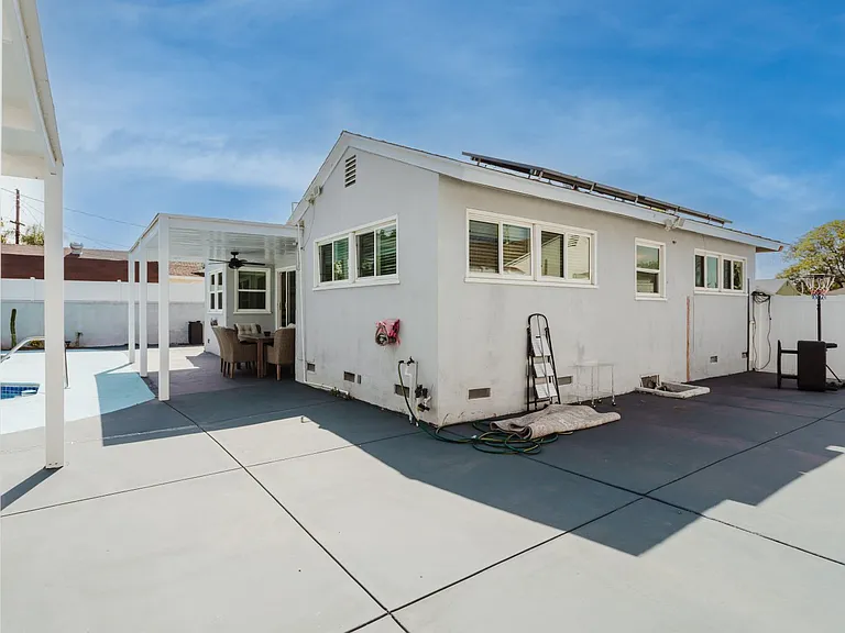 14761 Septo St — Photo 32
