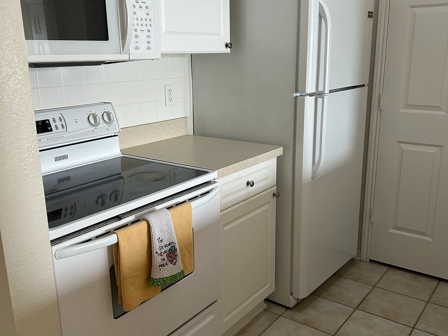 1 bed, 660 sqft, $1,550 — Photo 2