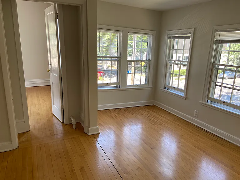 2400 Fremont Ave S #2 — Photo 23