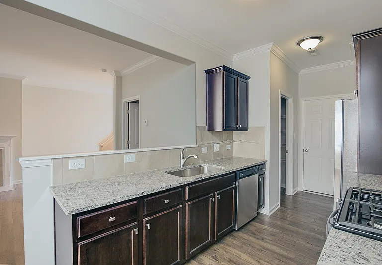 215 Hamlet Pl — Photo 3
