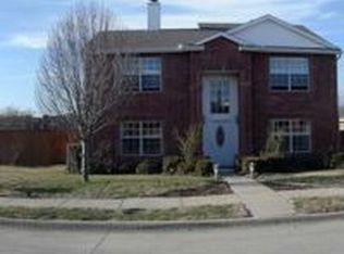 2033 Diamond Ridge Dr, Carrollton, TX 75010