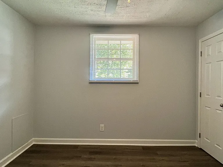206 Orleans Dr — Photo 18