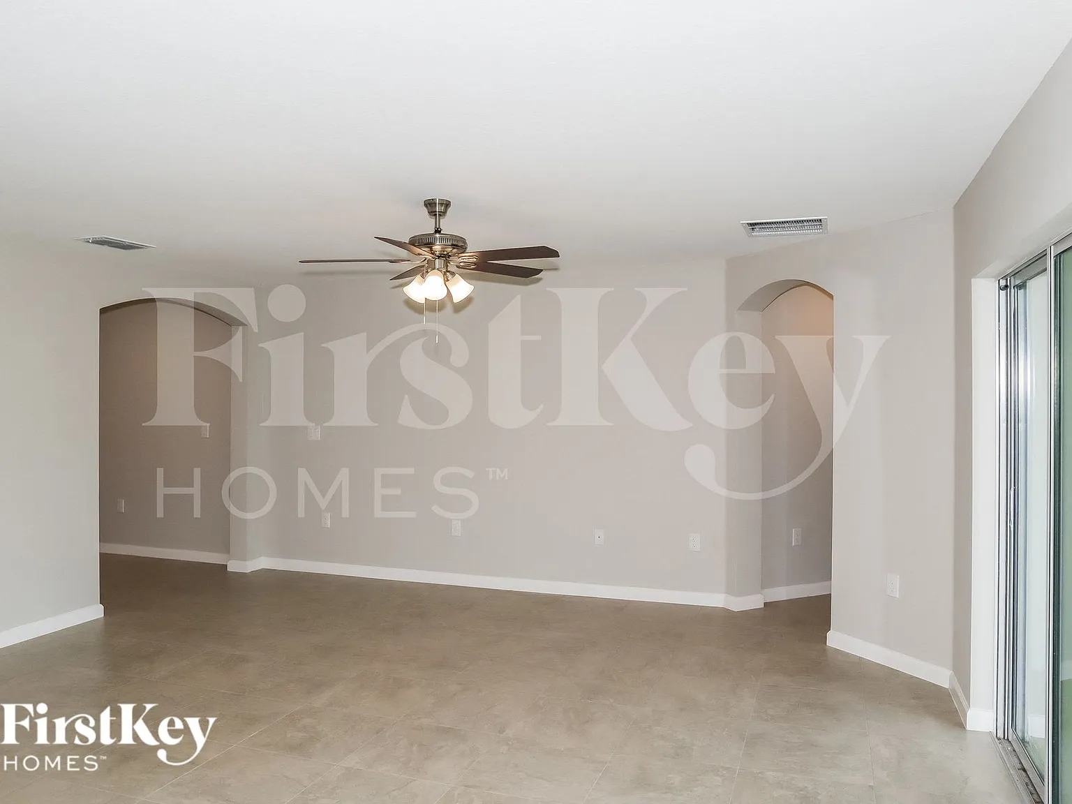 4 bed, 2.0 bath, 1758 sqft, $1,695 — Photo 4