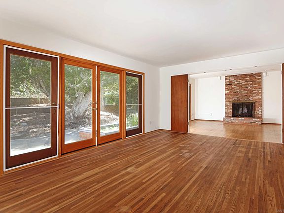 4th image of 6381 Castejon Dr