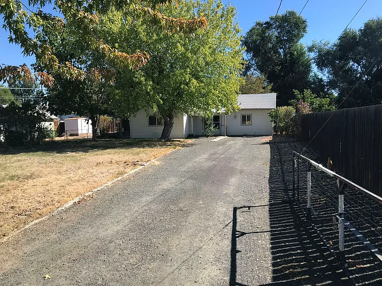1507 S 8th Ave — Photo 9