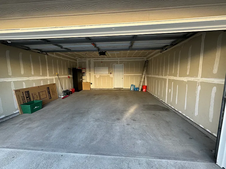 1419 Carlyle Park Cir — Photo 2