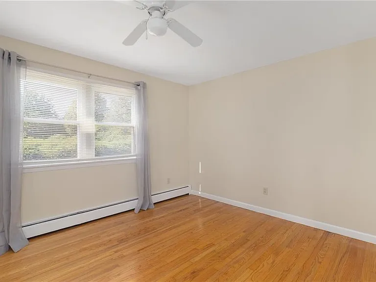 9 Chestnut Hill Rd #B — Photo 12