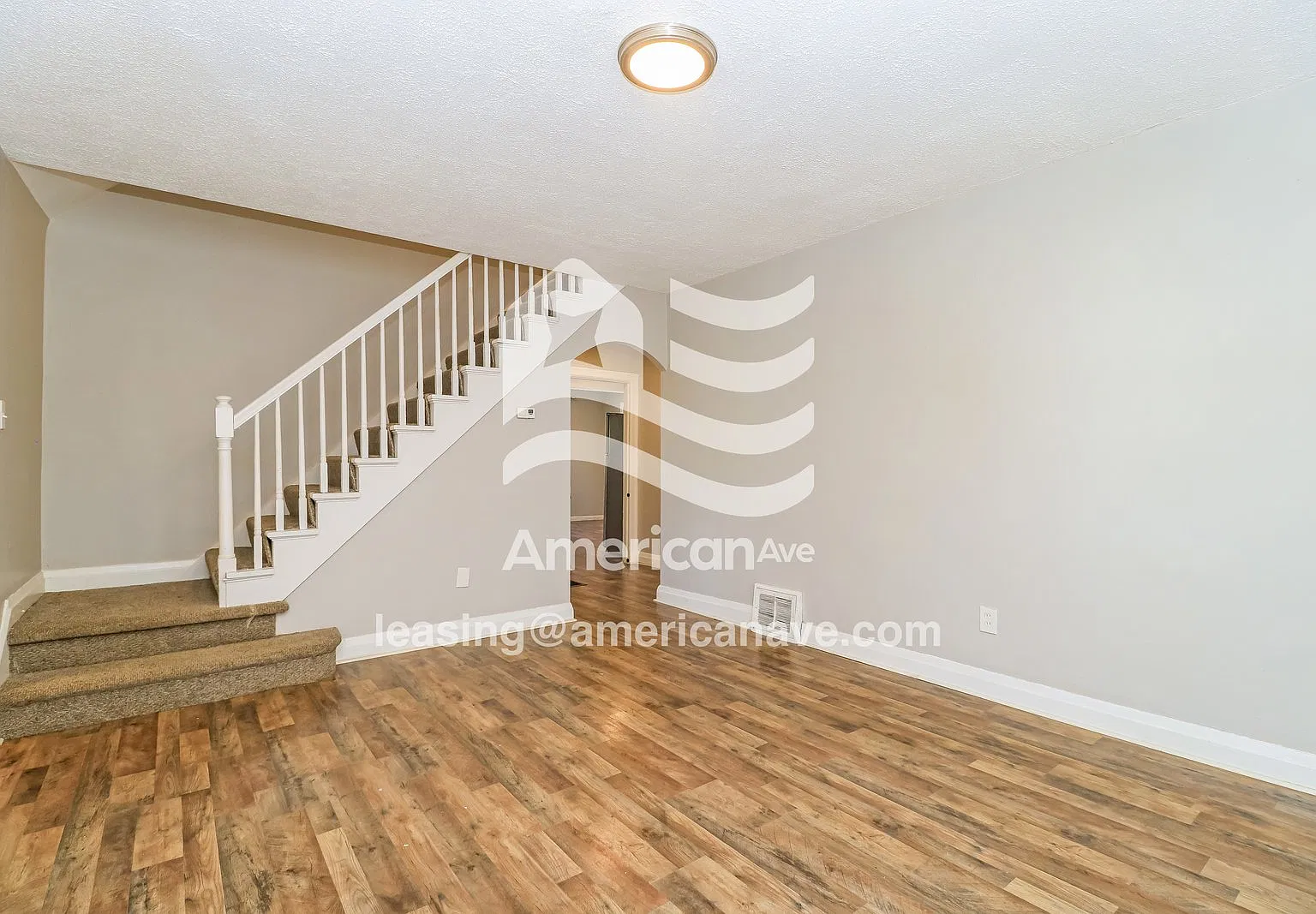 4 bed, 1.0 bath, 1174 sqft, $1,420 — Photo 3
