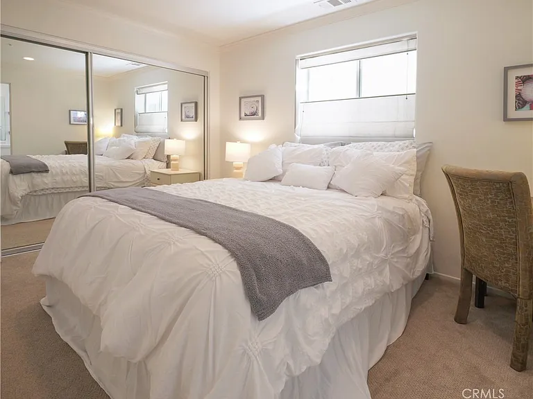 440 Marine Pl — Photo 38