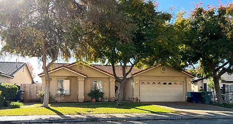 3 bed, 1419 sqft, $2,500 — Photo 1