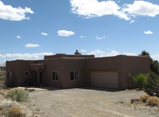 3 Juego Rd, Santa Fe, NM 87508