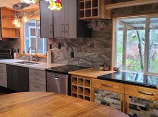 9241 Upper Bear River Rd, Ferndale, CA 95536