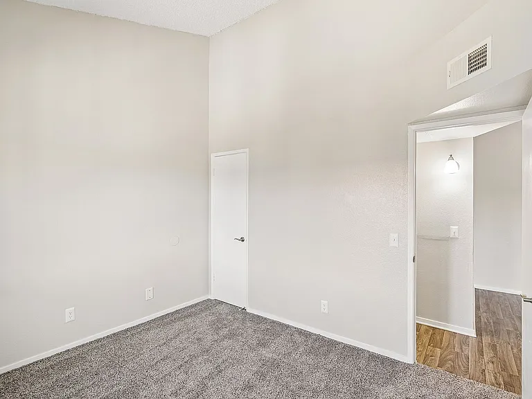 Ventura Villas — Photo 24