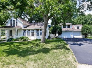 8675 207th St W, Lakeville, MN 55044