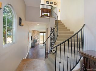 247 N Rios Ave N, Solana Beach, CA 92075