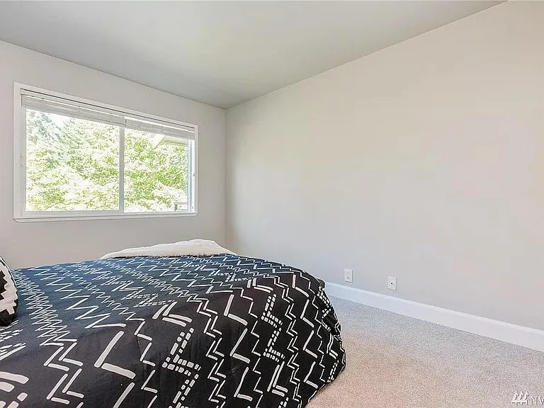9800 Roosevelt Way NE #31 — Photo 19